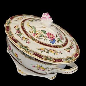 Grindley Marlborough Royal Petal Covered Vegetable Dish Tureen 10 Inch